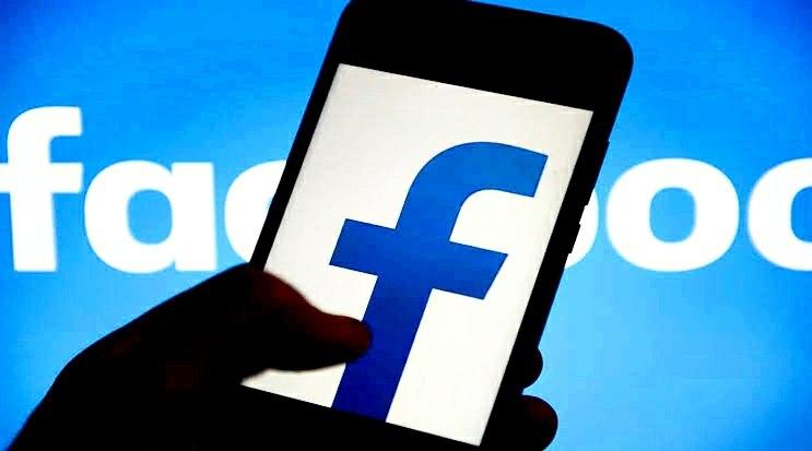 فيسبوك تدرس حظر الإعلانات السياسية على تطبيقها